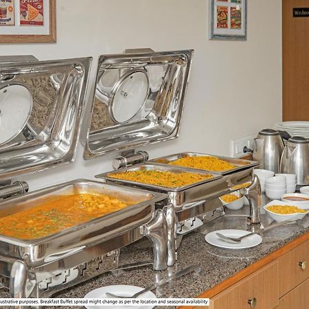 Hotel Nysha Palace Near Igi Airport Нью-Дели Экстерьер фото