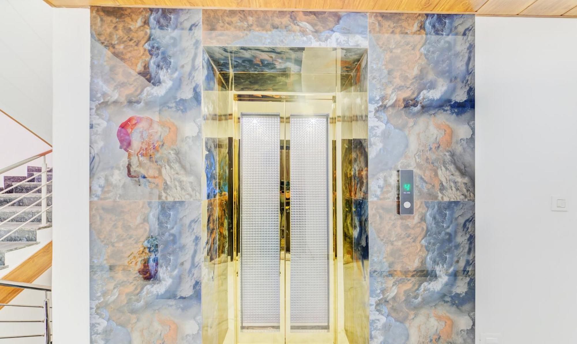 Hotel Nysha Palace Near Igi Airport Нью-Дели Экстерьер фото